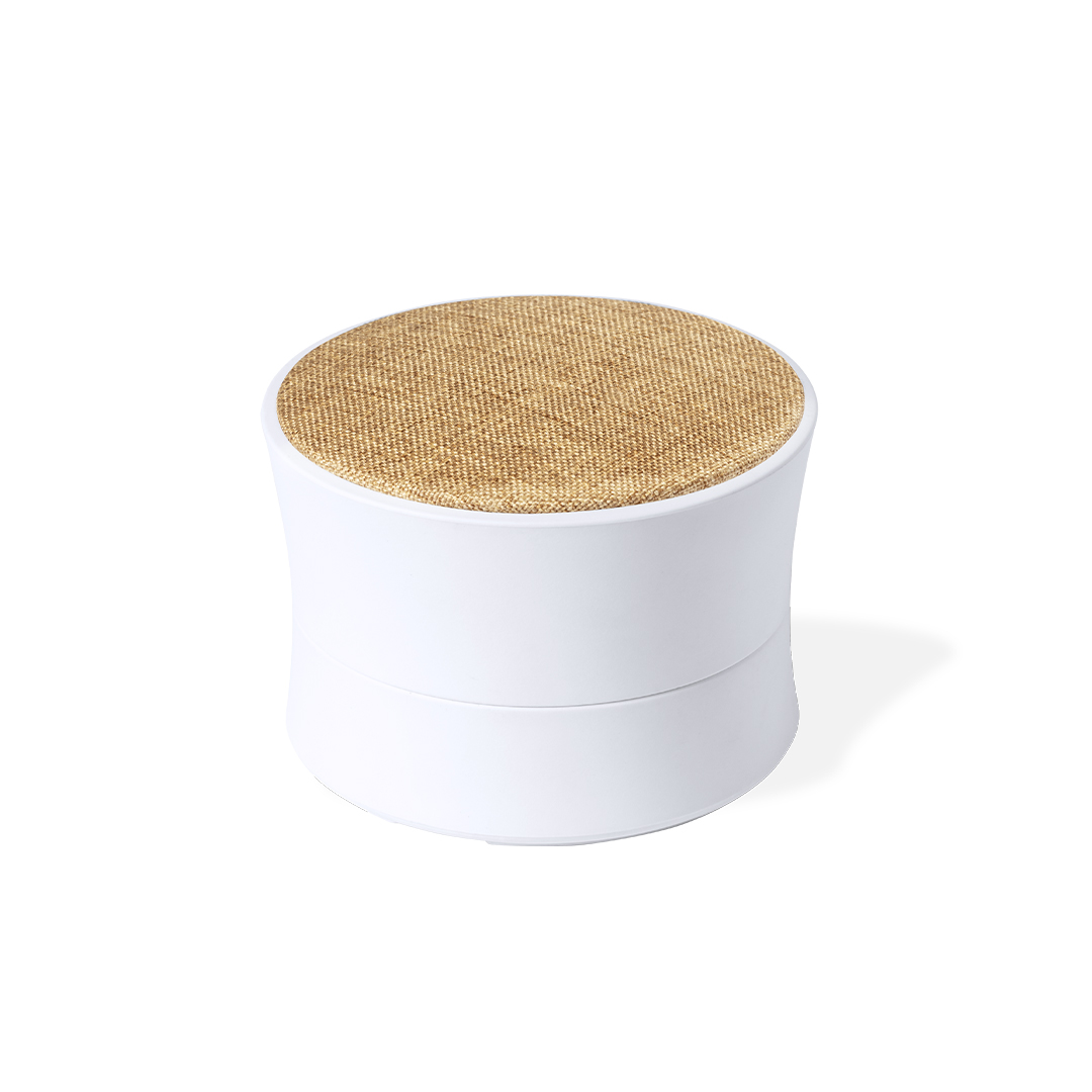 Speaker Rumok
